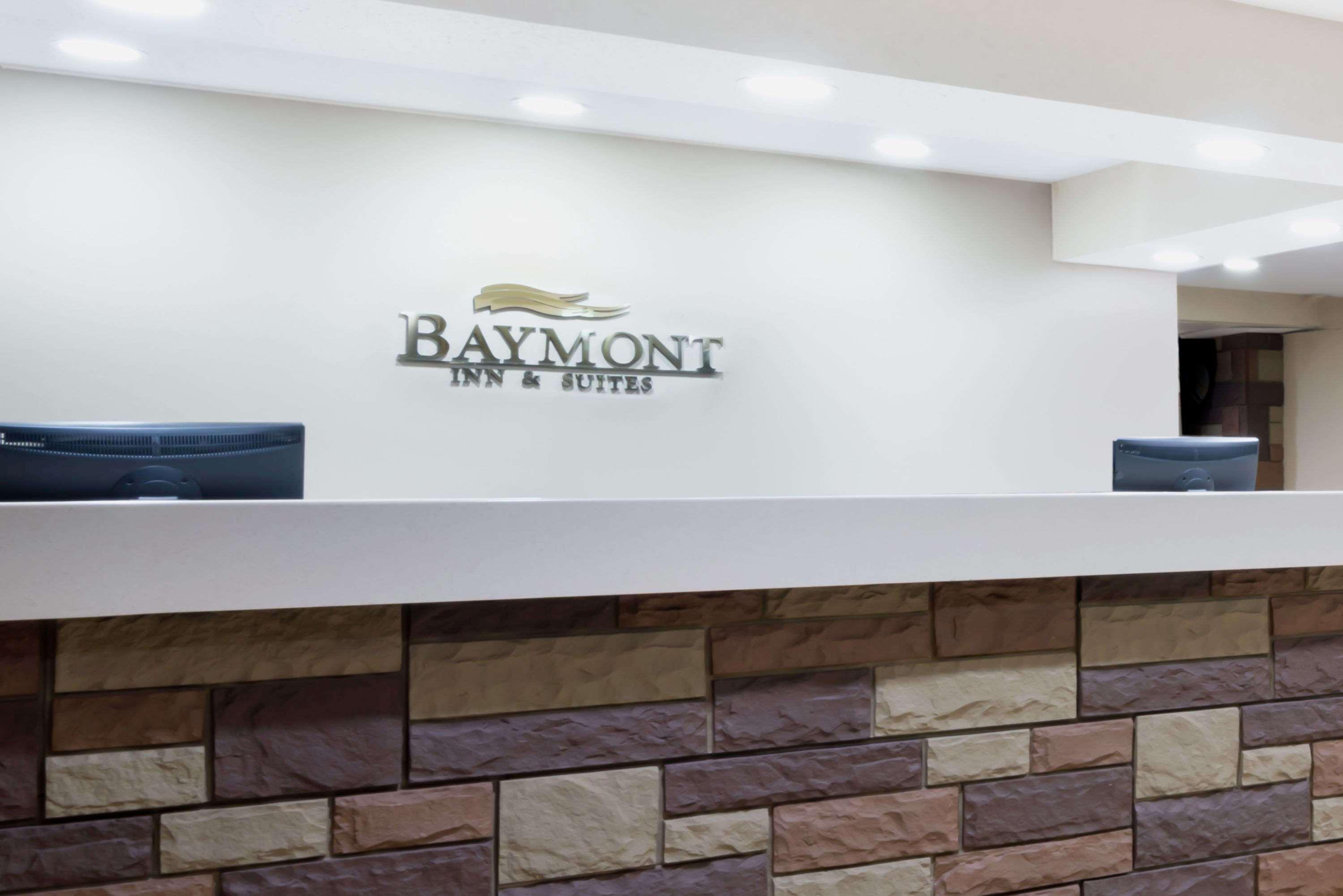 Отель Baymont By Wyndham Columbus/Rickenbacker Экстерьер фото